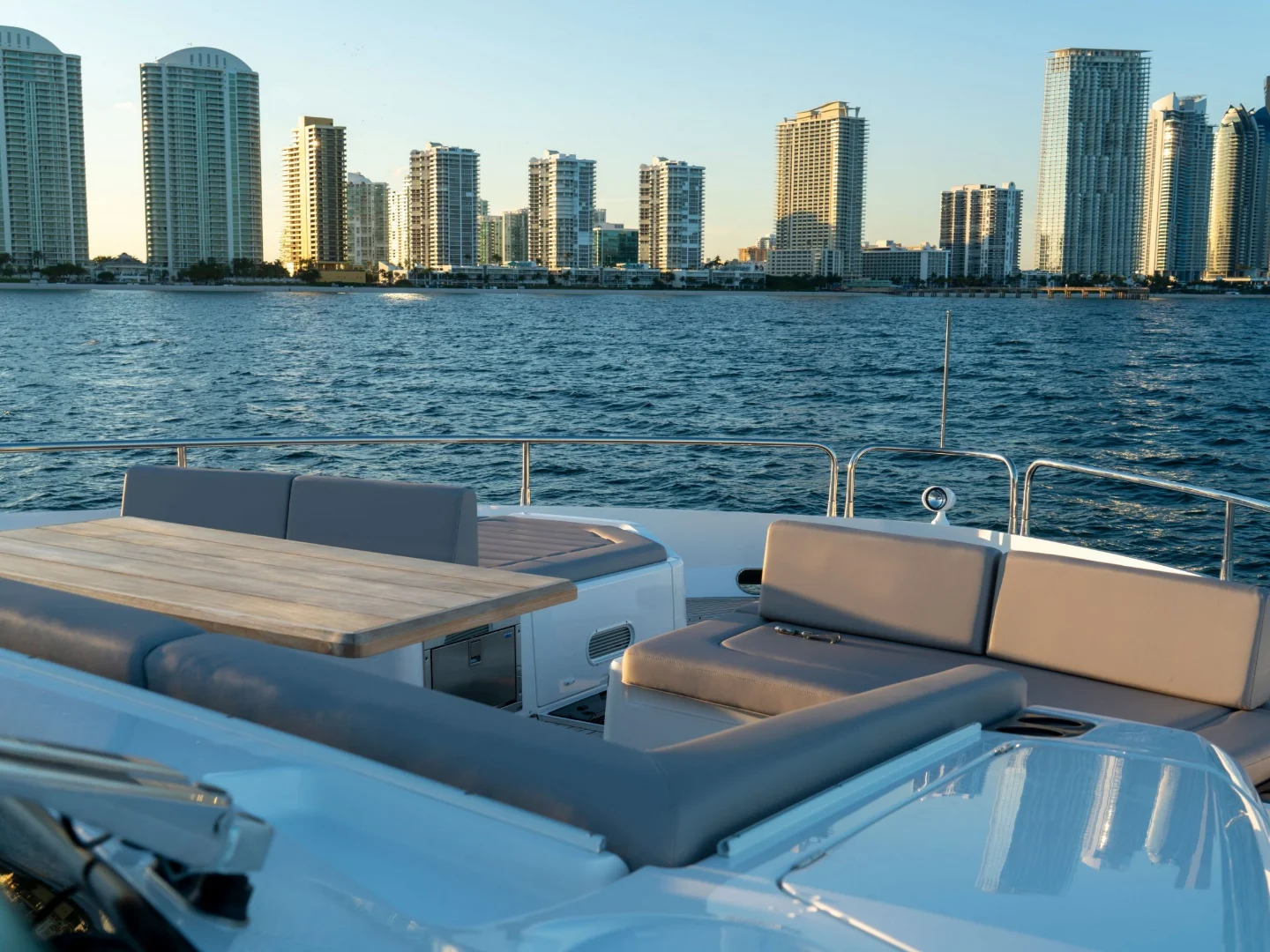 MILAMO | 76 Sunseeker Manhattan - Photo 17