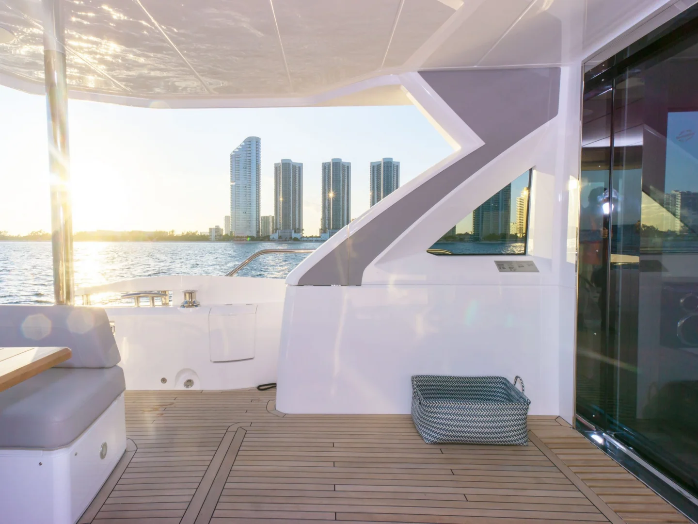 MILAMO | 76 Sunseeker Manhattan - Photo 23