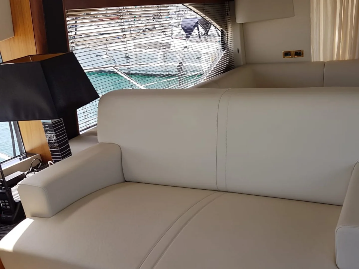Sunseeker Manhattan 60 MK II Yacht for Sale - Photo 12