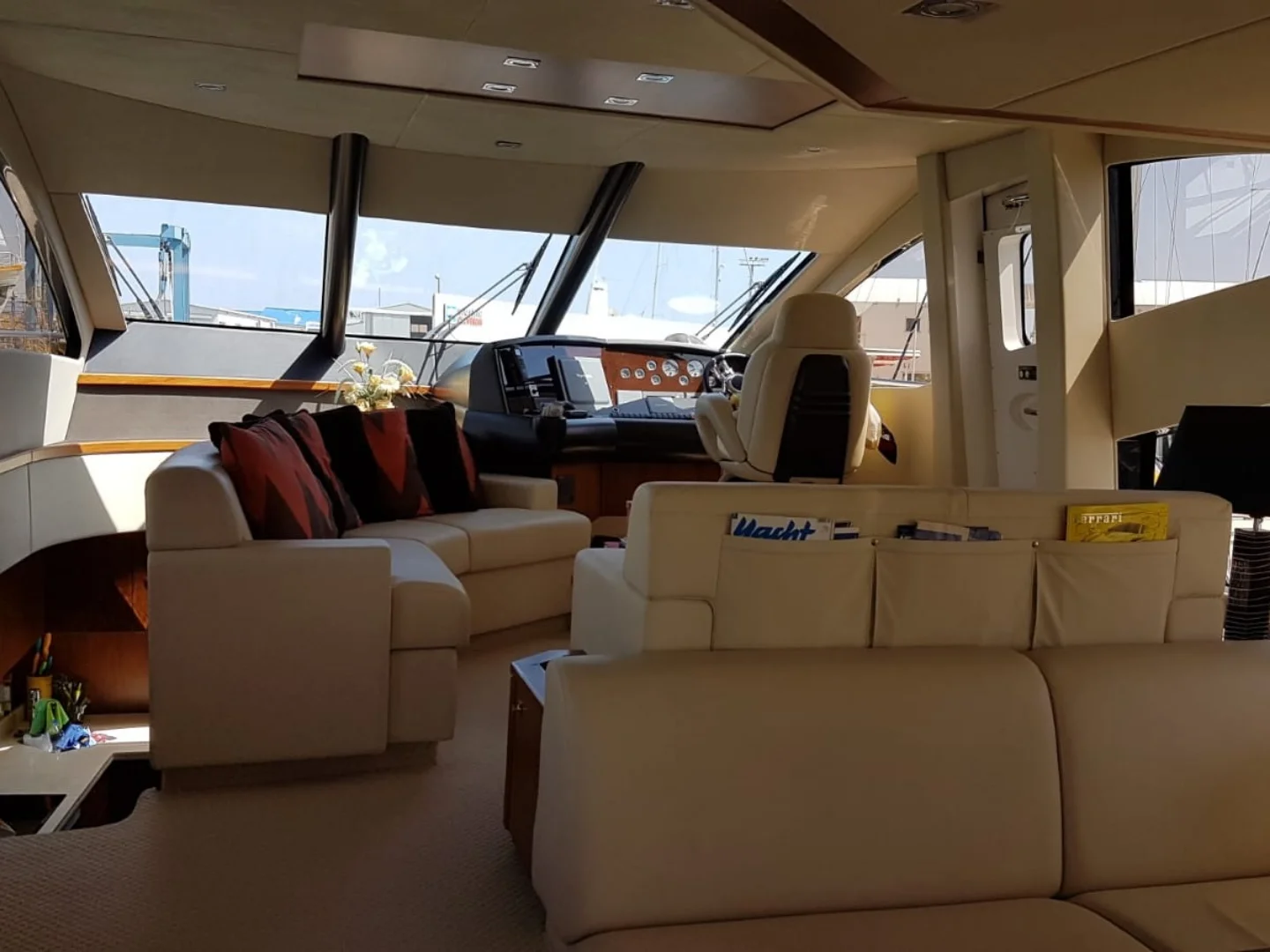 Sunseeker Manhattan 60 MK II Yacht for Sale - Photo 14