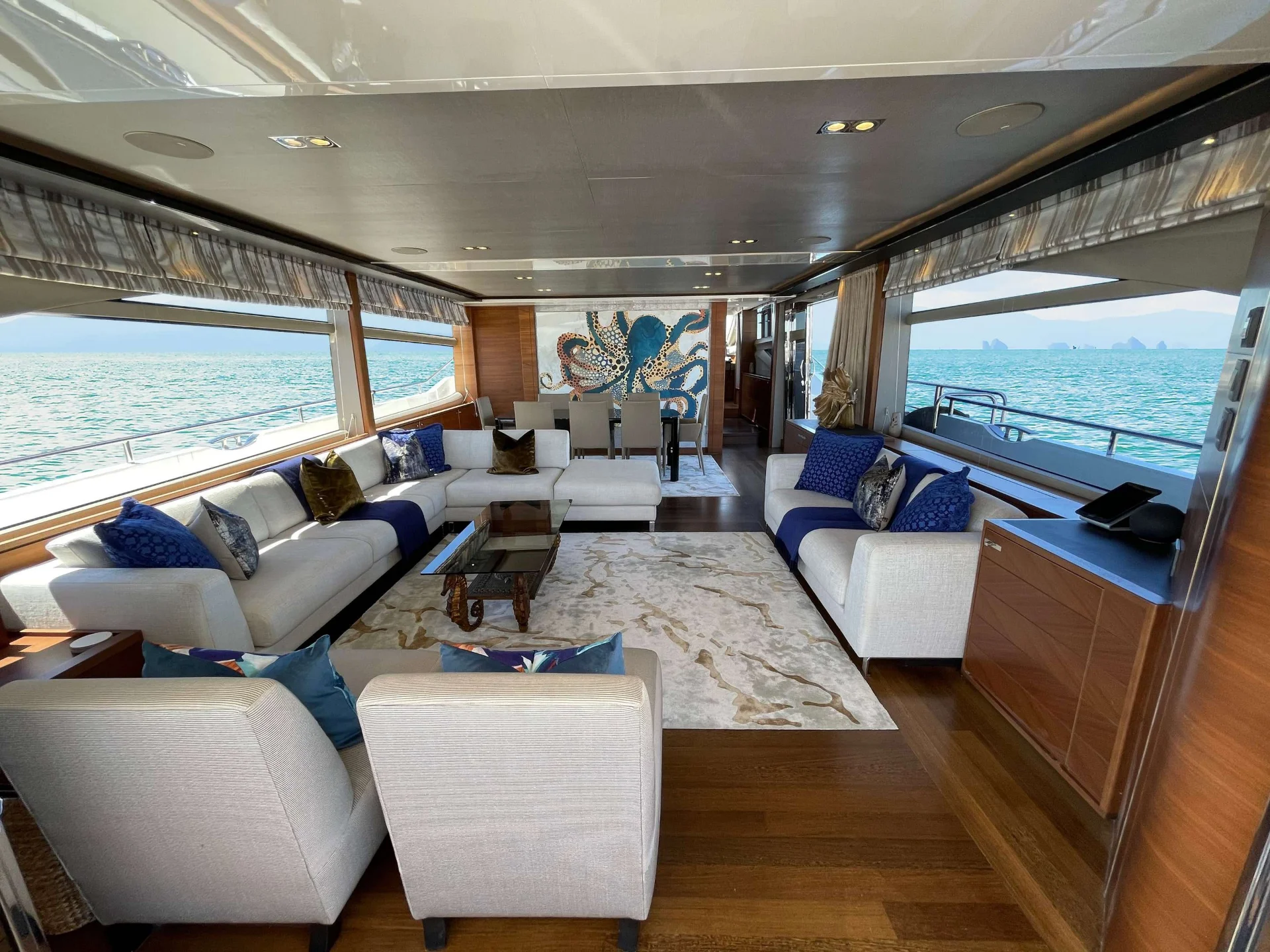 2014 Princess 88  - Photo 7