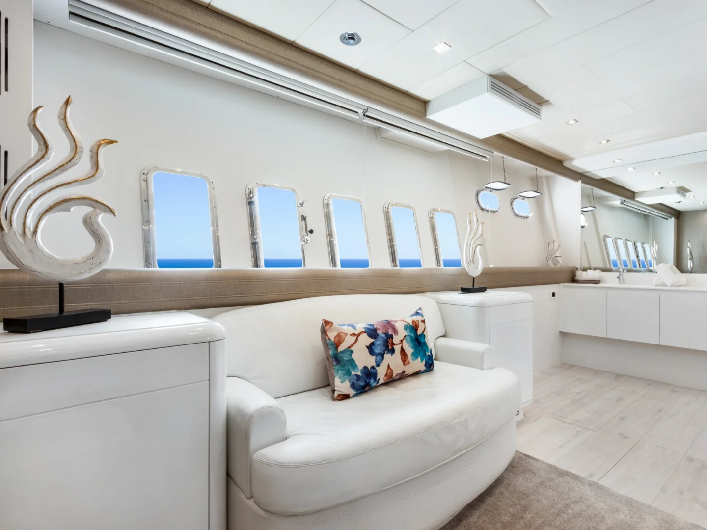 BELISA | Mangusta 108 - Photo 18
