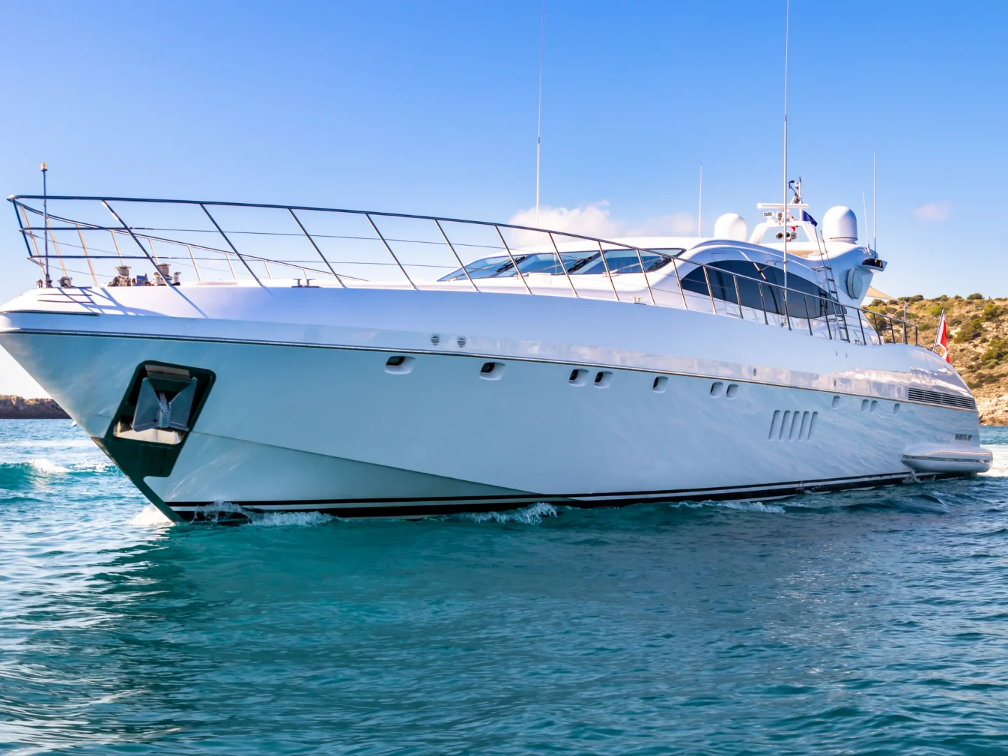 BELISA | Mangusta 108