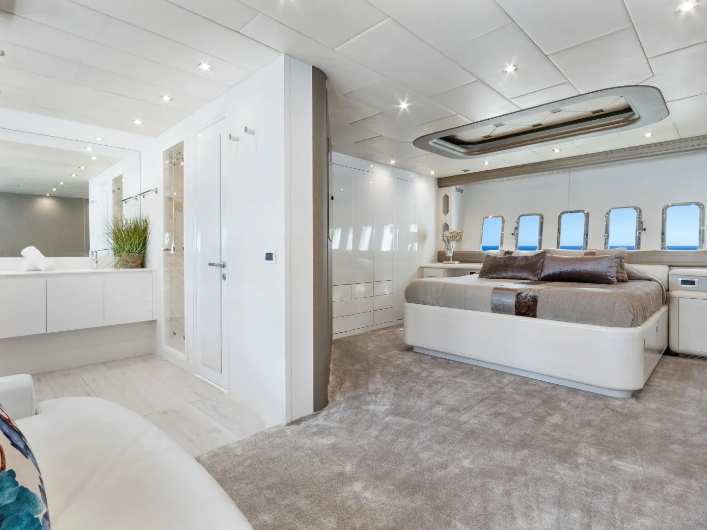 BELISA | Mangusta 108 - Photo 30
