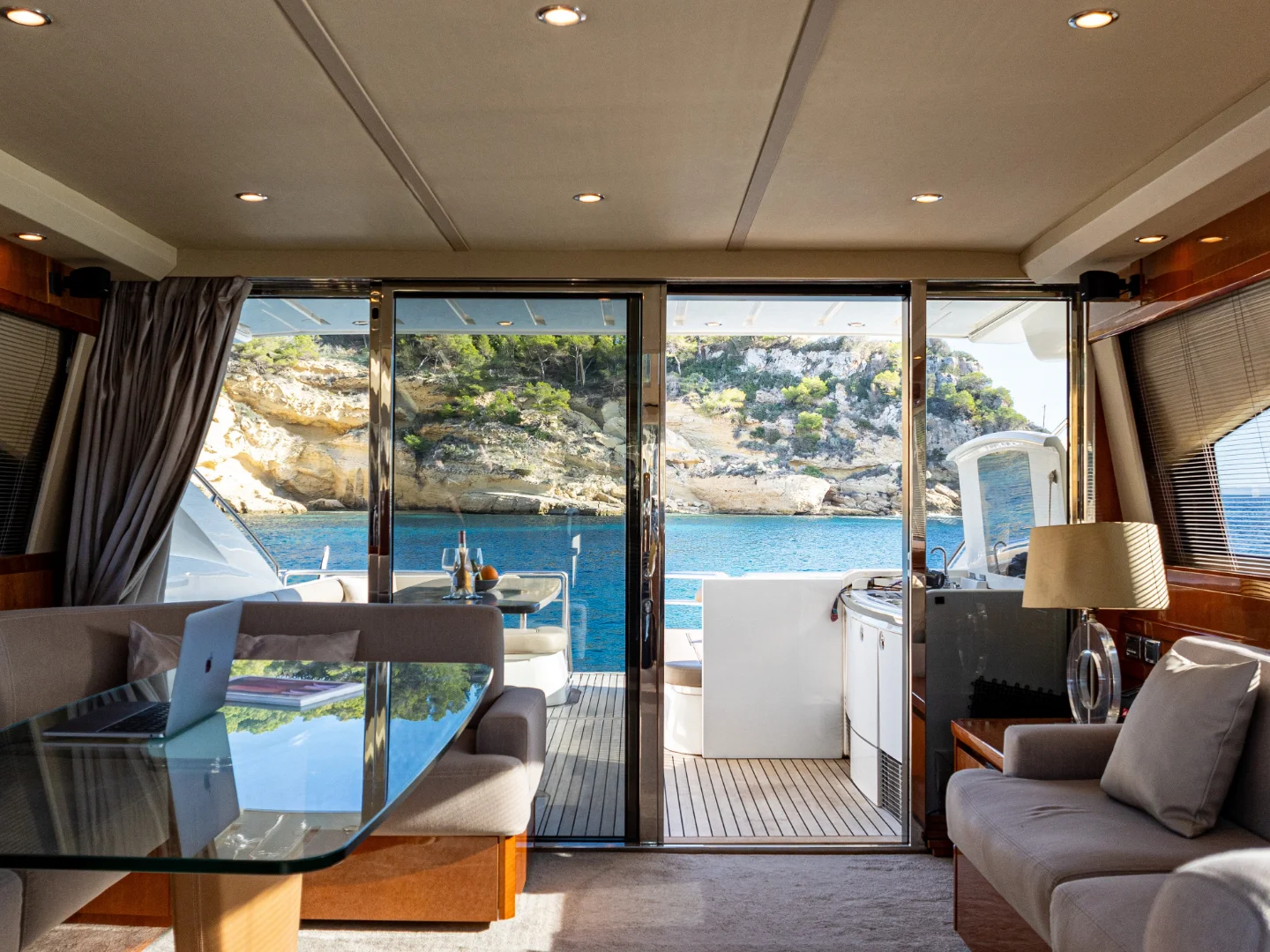 2007 Princess V65 - Photo 40
