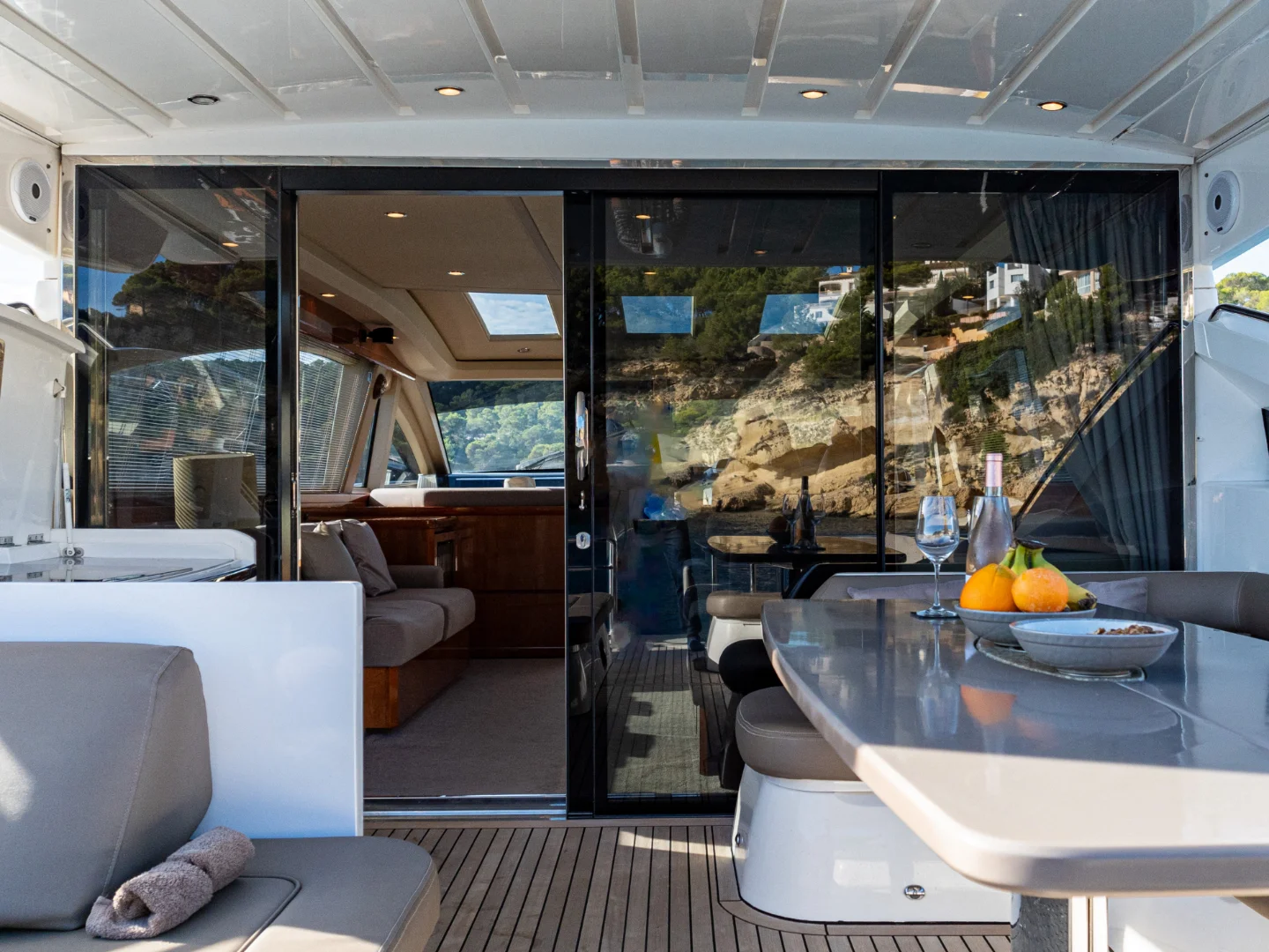 2007 Princess V65 - Photo 34