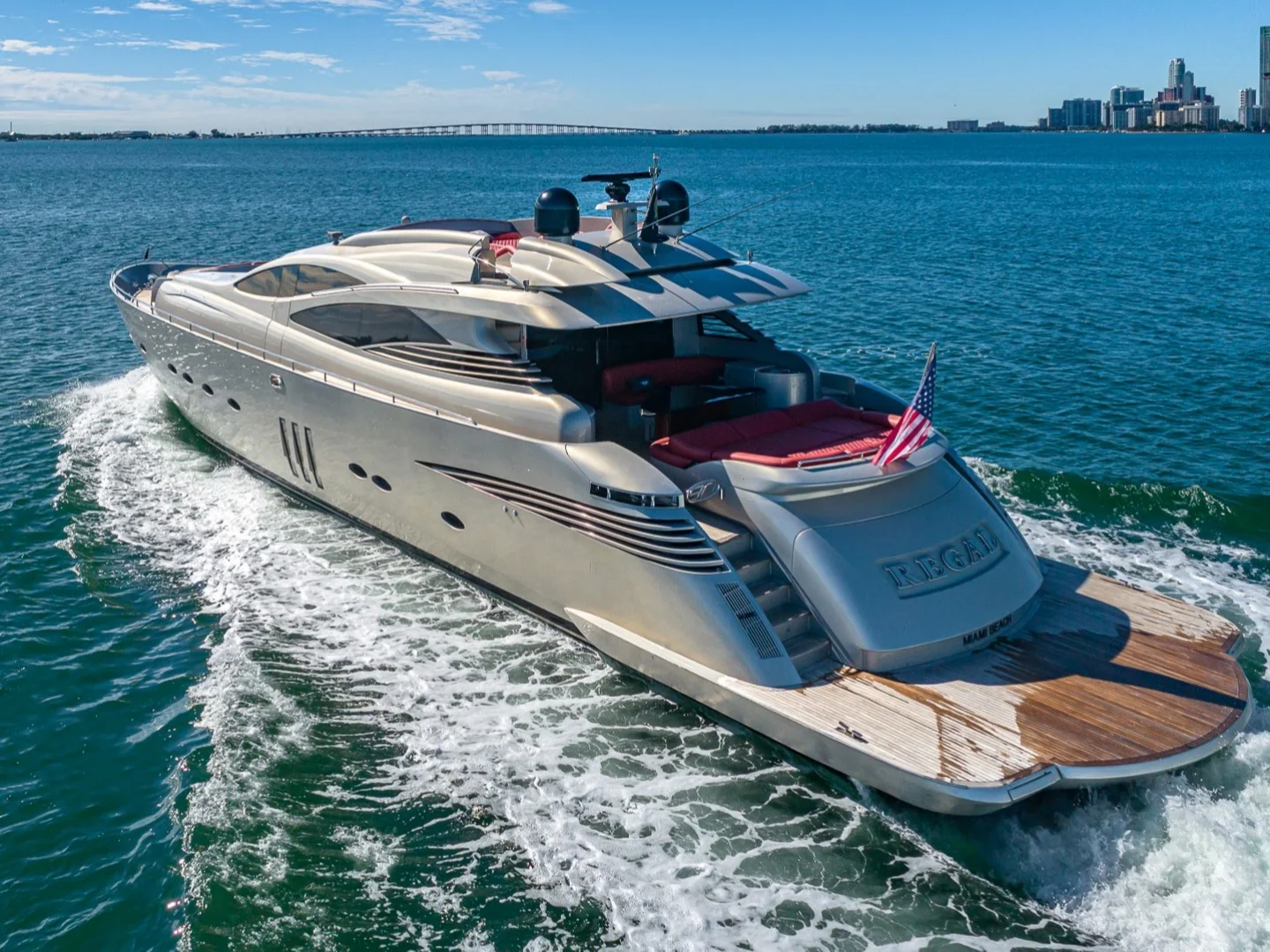 REGAL | Pershing 90 - Photo 8