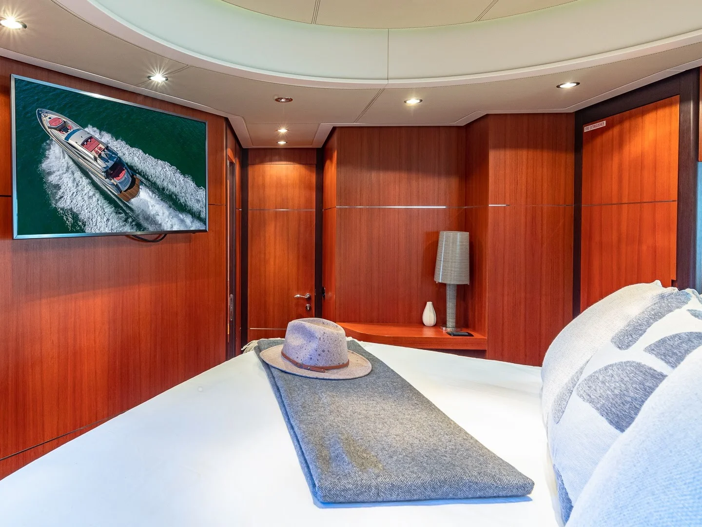 REGAL | Pershing 90 - Photo 42