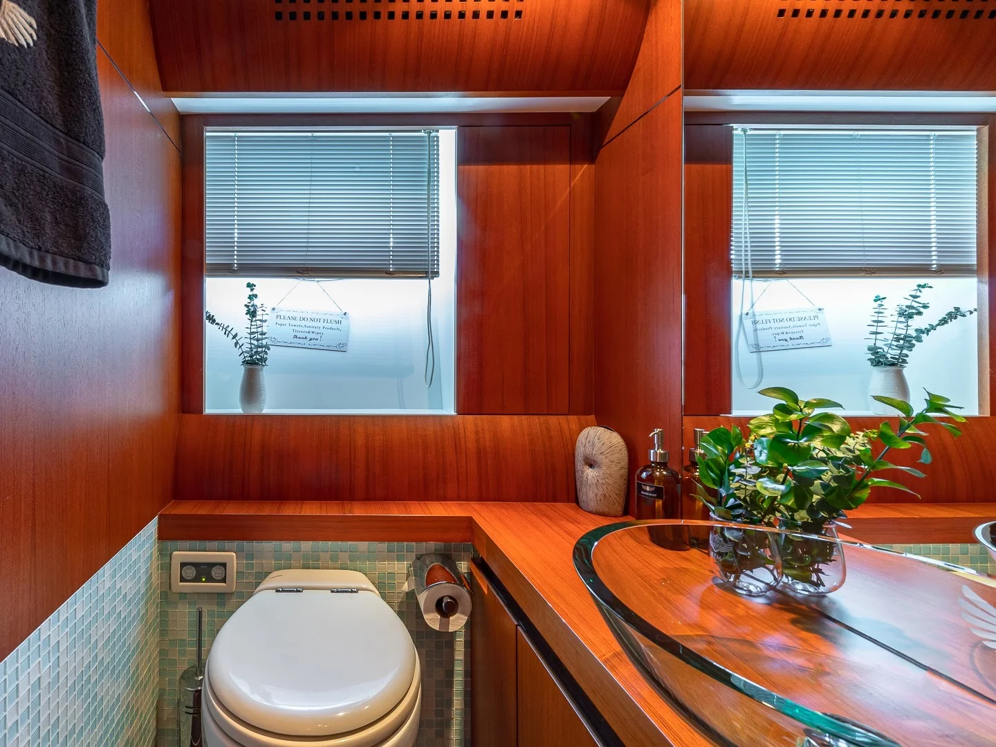 REGAL | Pershing 90 - Photo 56