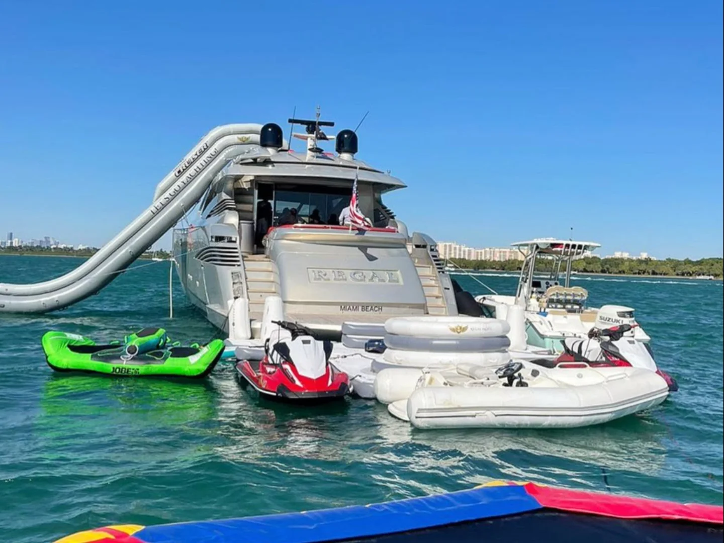 REGAL | Pershing 90 - Photo 29
