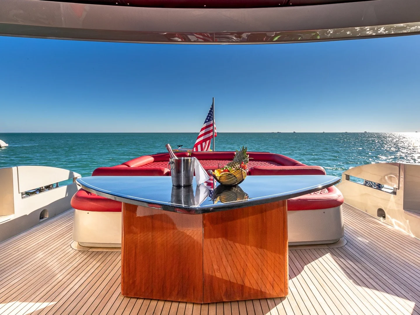 REGAL | Pershing 90 - Photo 24