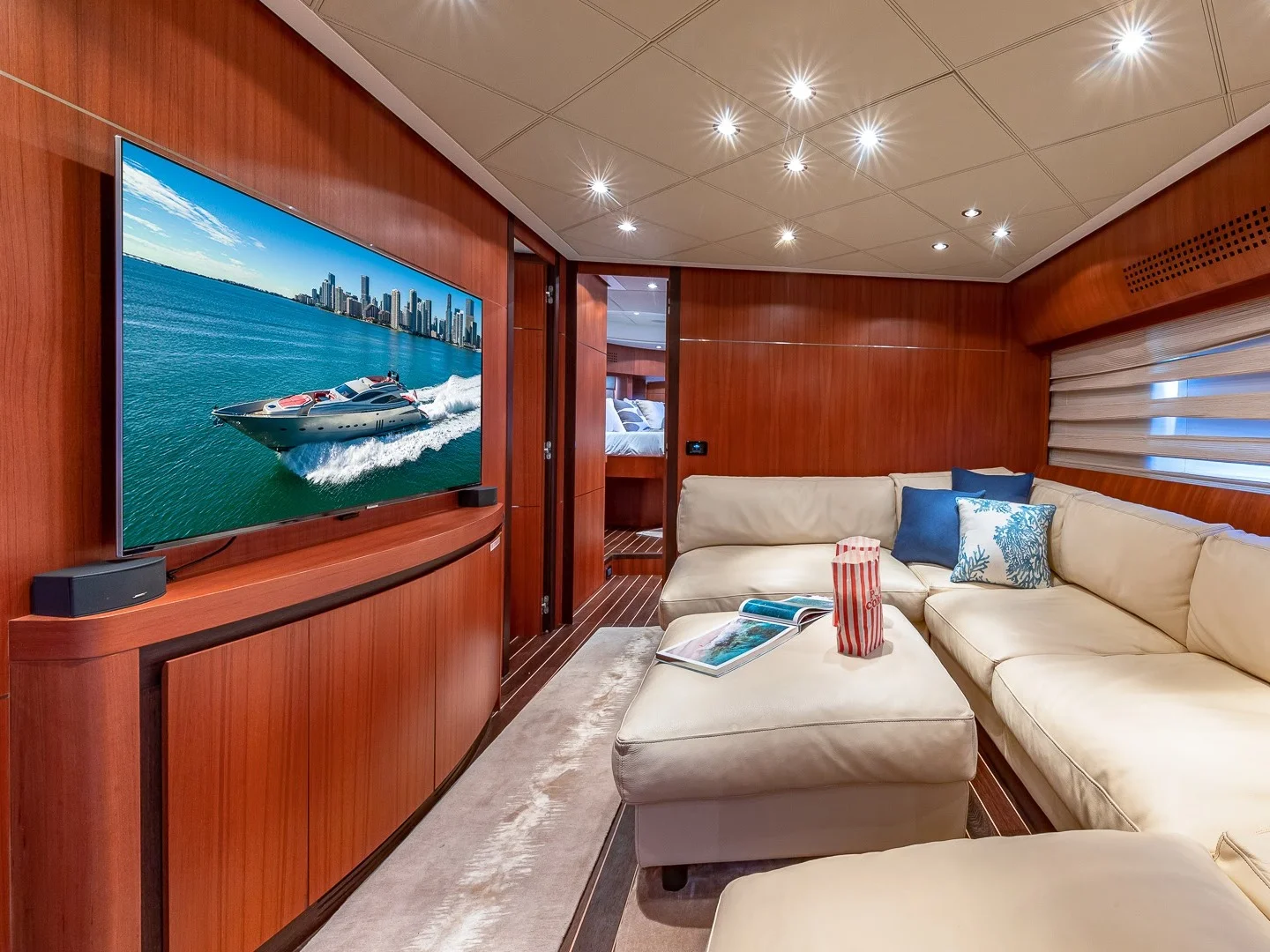 REGAL | Pershing 90 - Photo 35