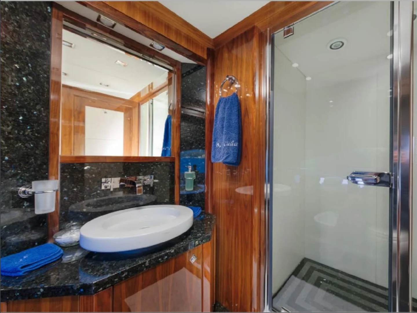 2010 Sunseeker 37m Yacht - Photo 24