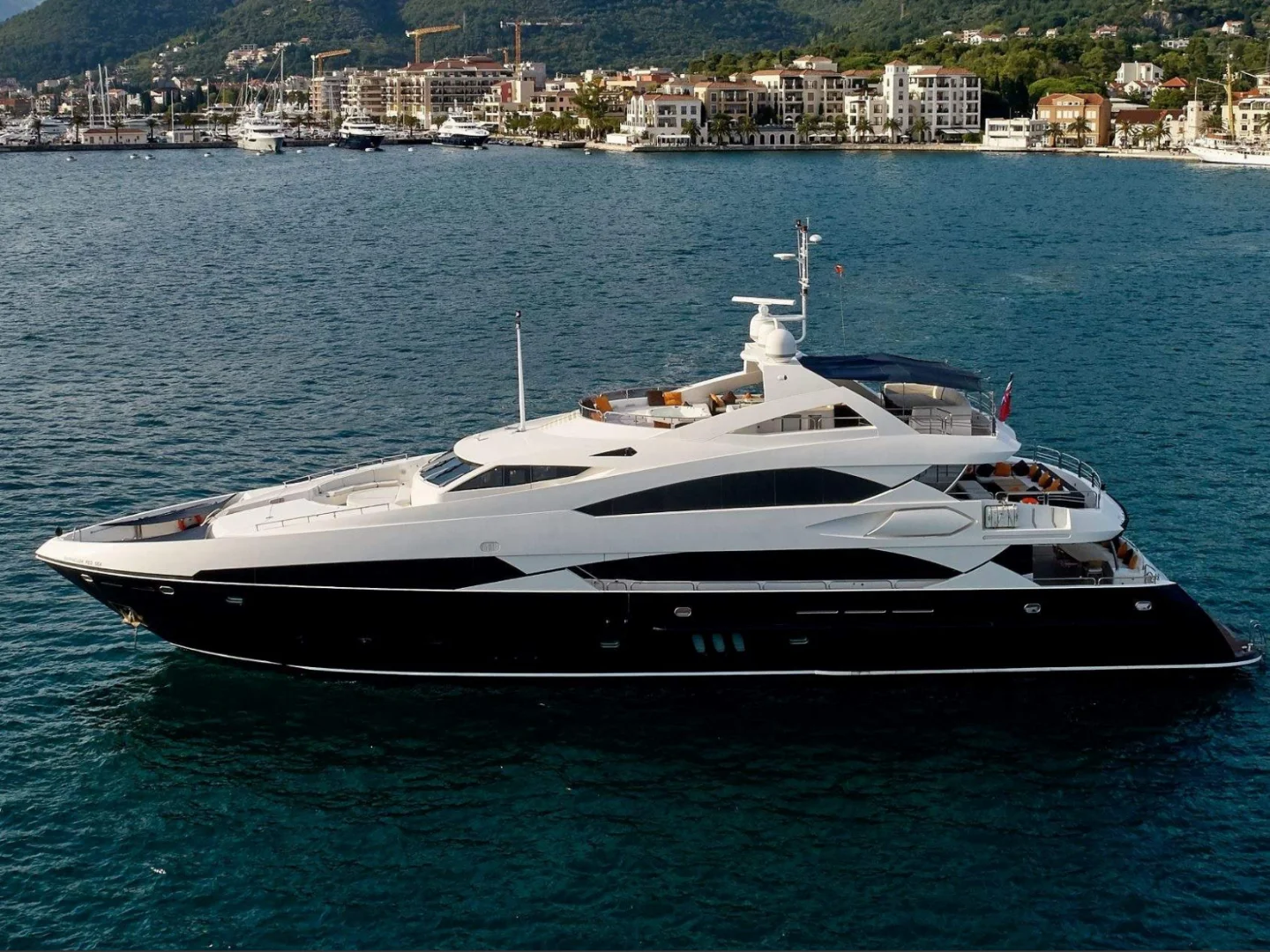 2010 Sunseeker 37m Yacht - Photo 5