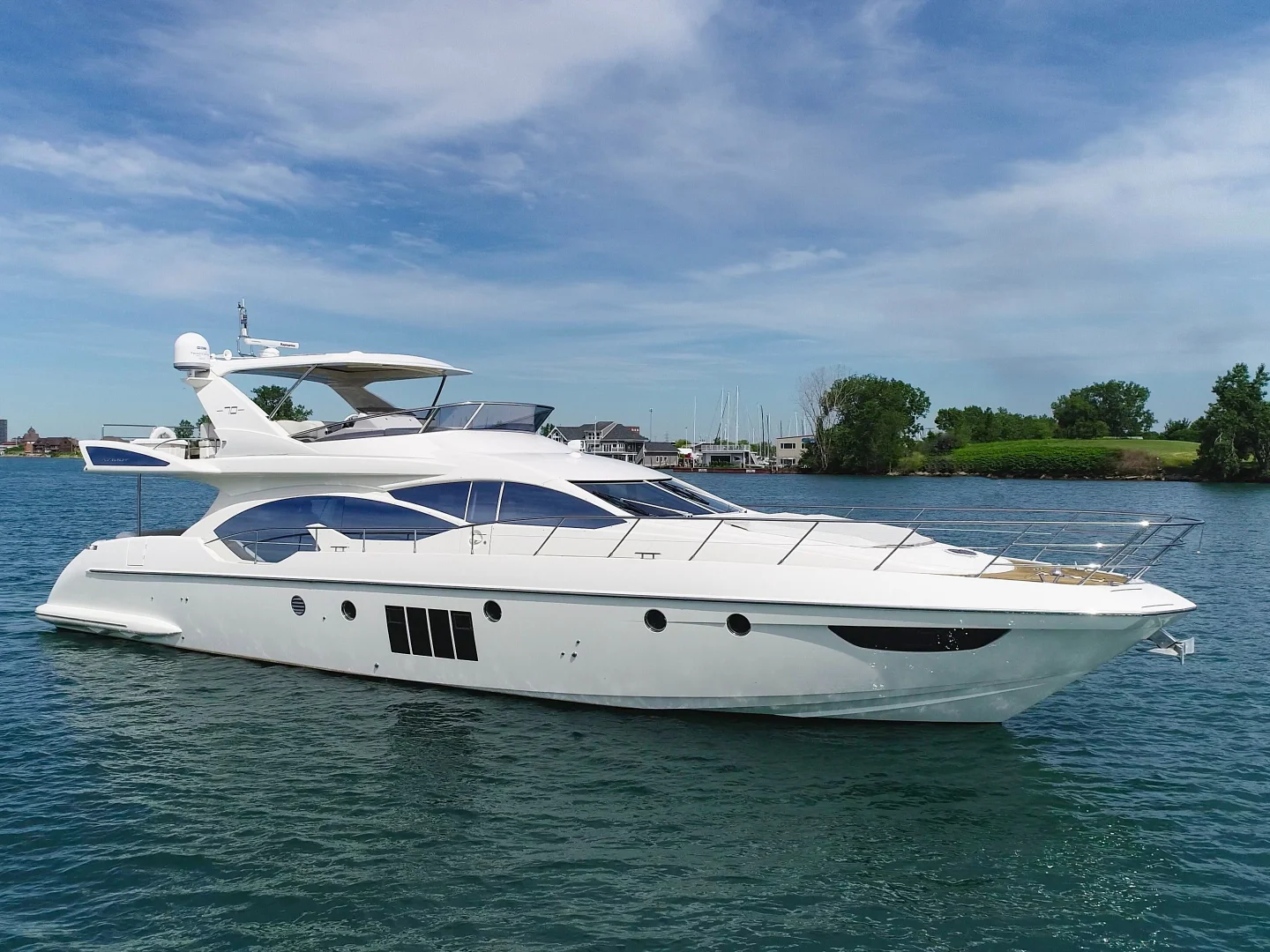 LUPO II | Azimut 70 - Photo 9