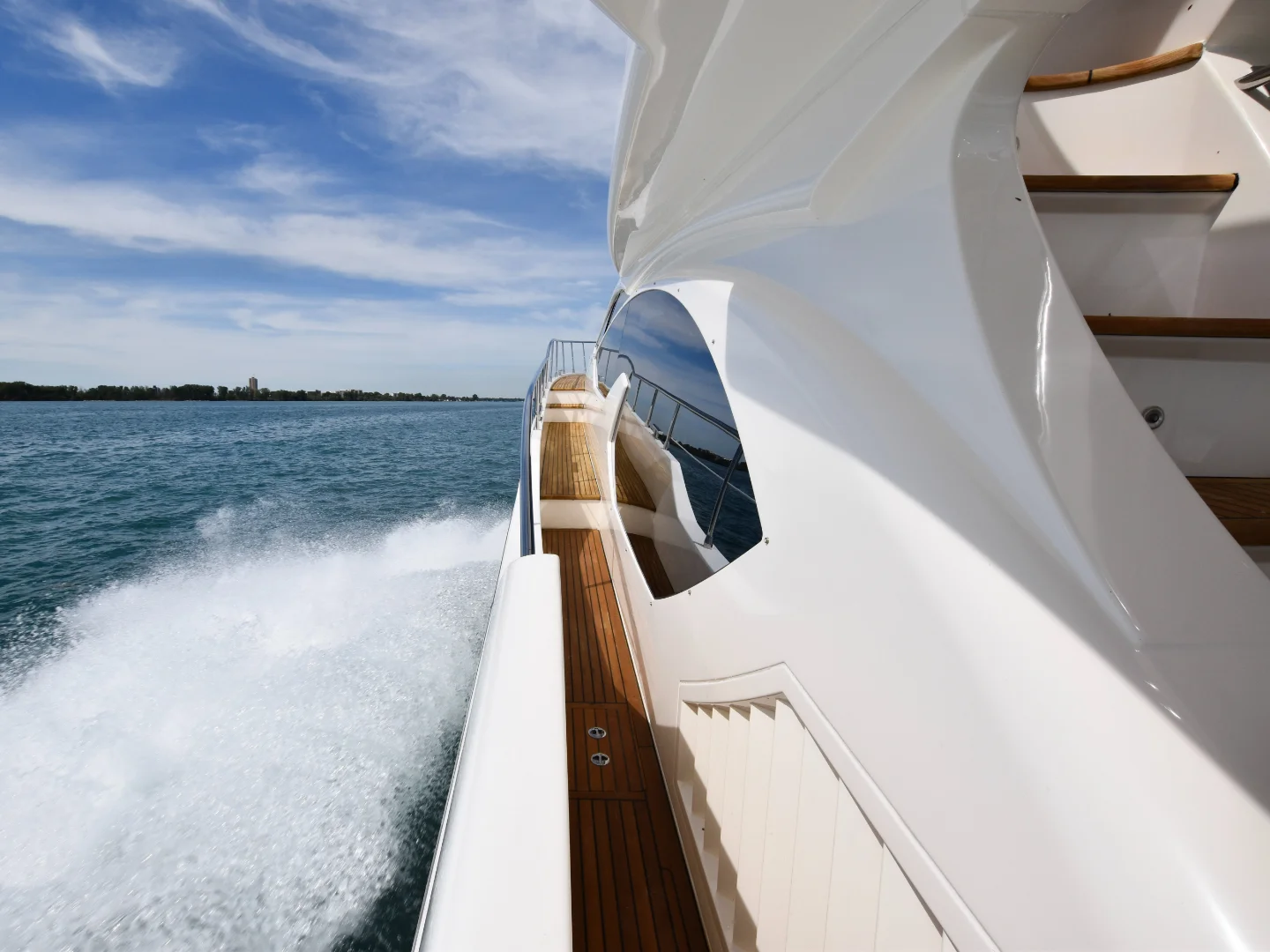 LUPO II | Azimut 70 - Photo 12