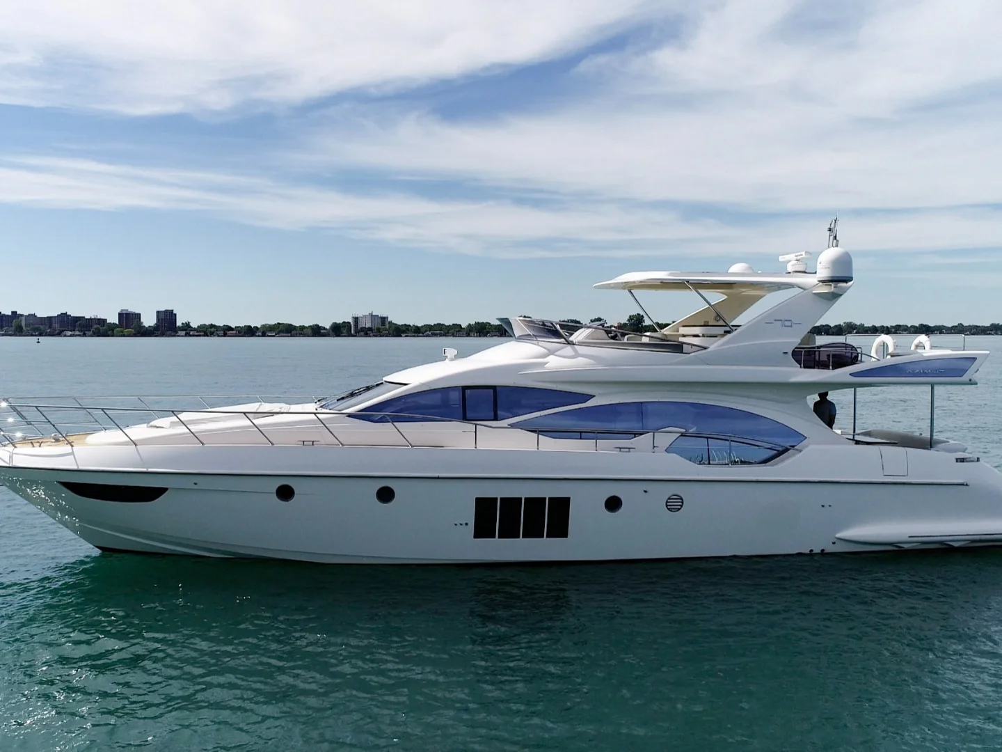 LUPO II | Azimut 70 - Photo 6