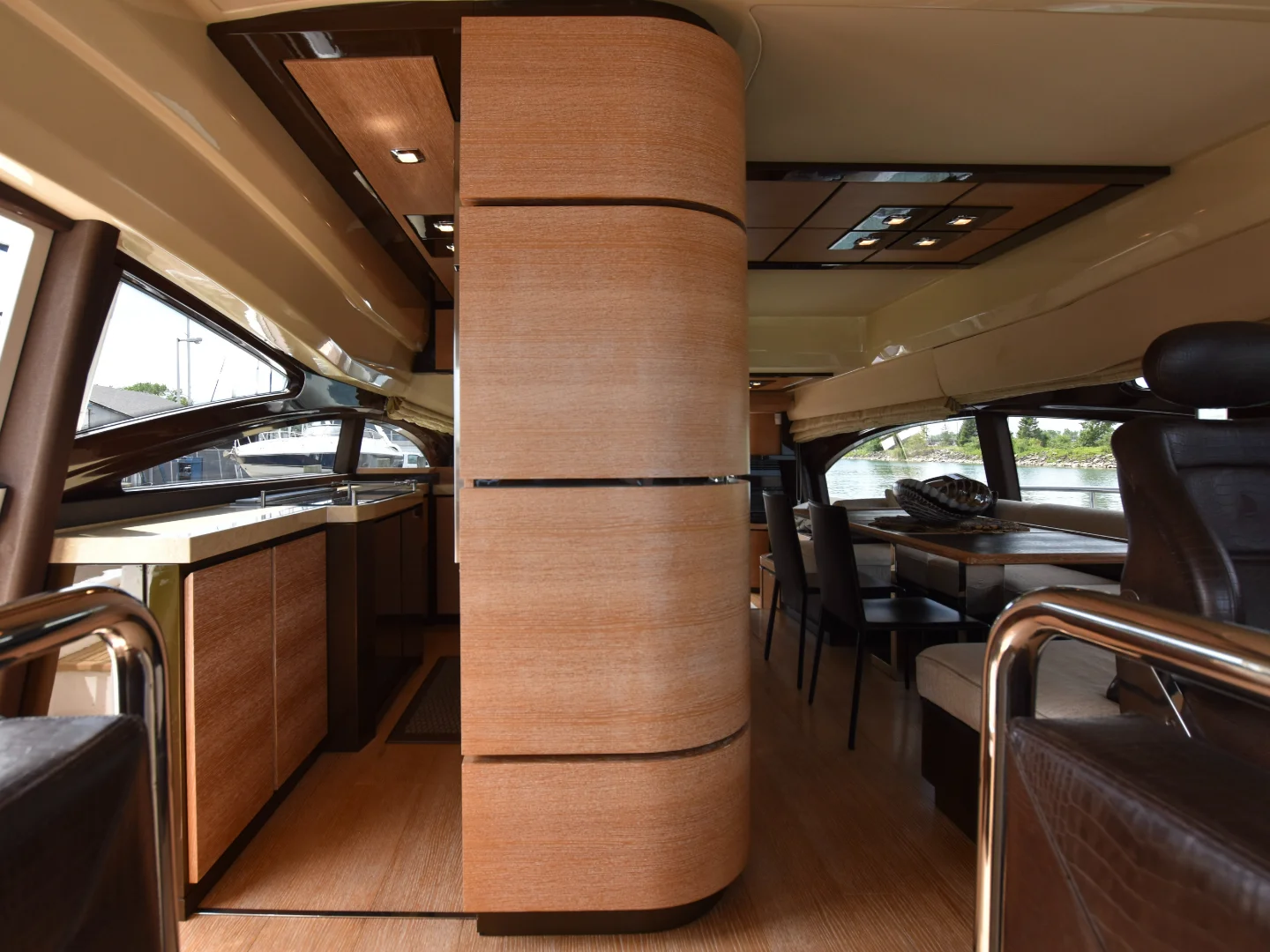 LUPO II | Azimut 70 - Photo 38