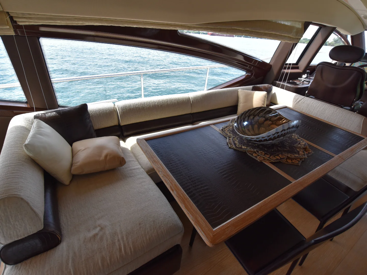 LUPO II | Azimut 70 - Photo 34