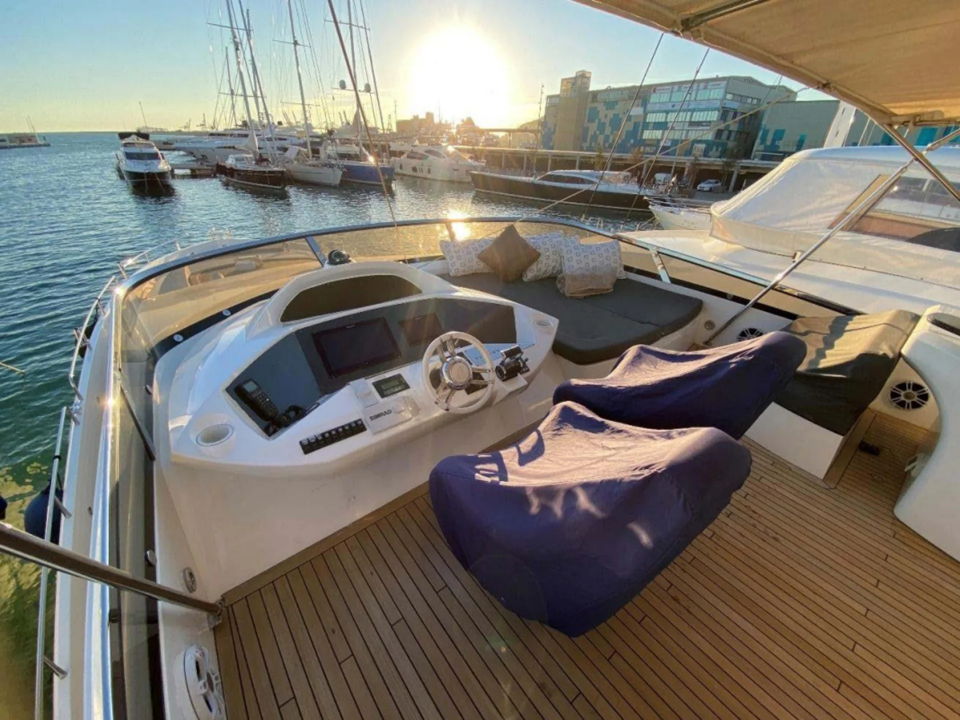 2007 Sunseeker 82 Yacht - Photo 9