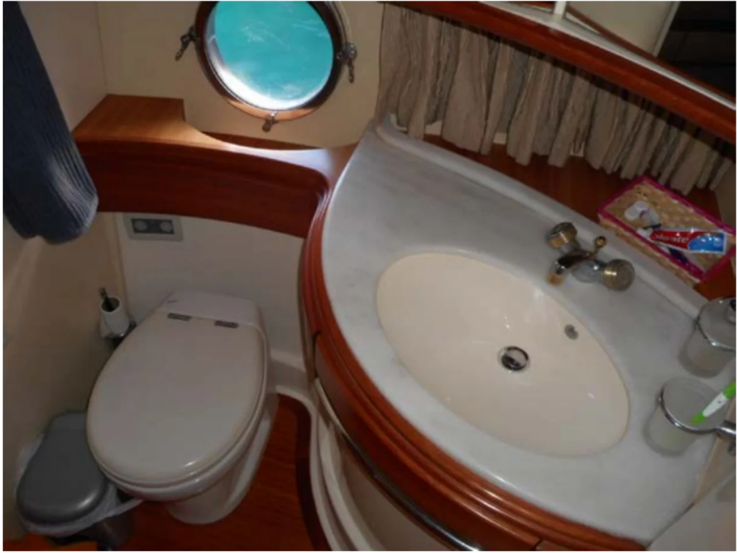 2007 Azimut 68 EVO Yacht - Photo 37