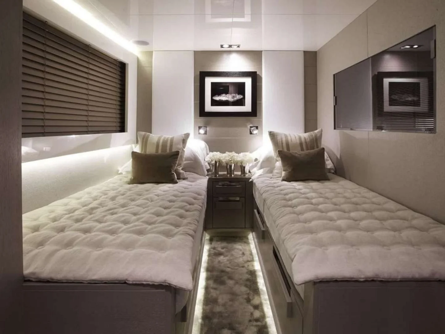 2013 Pearl 75 Yacht - Photo 18