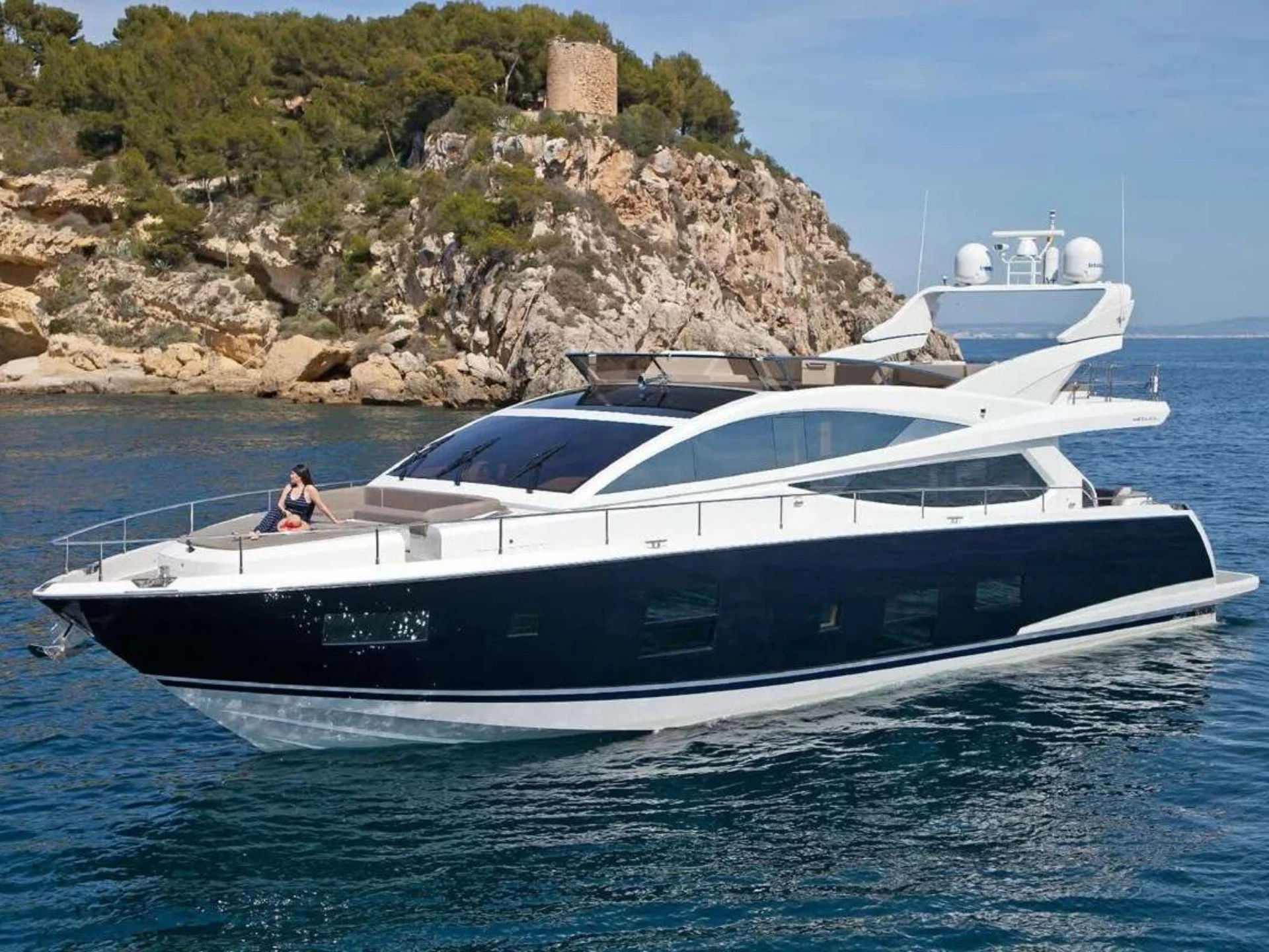2013 Pearl 75 Yacht - Photo 7