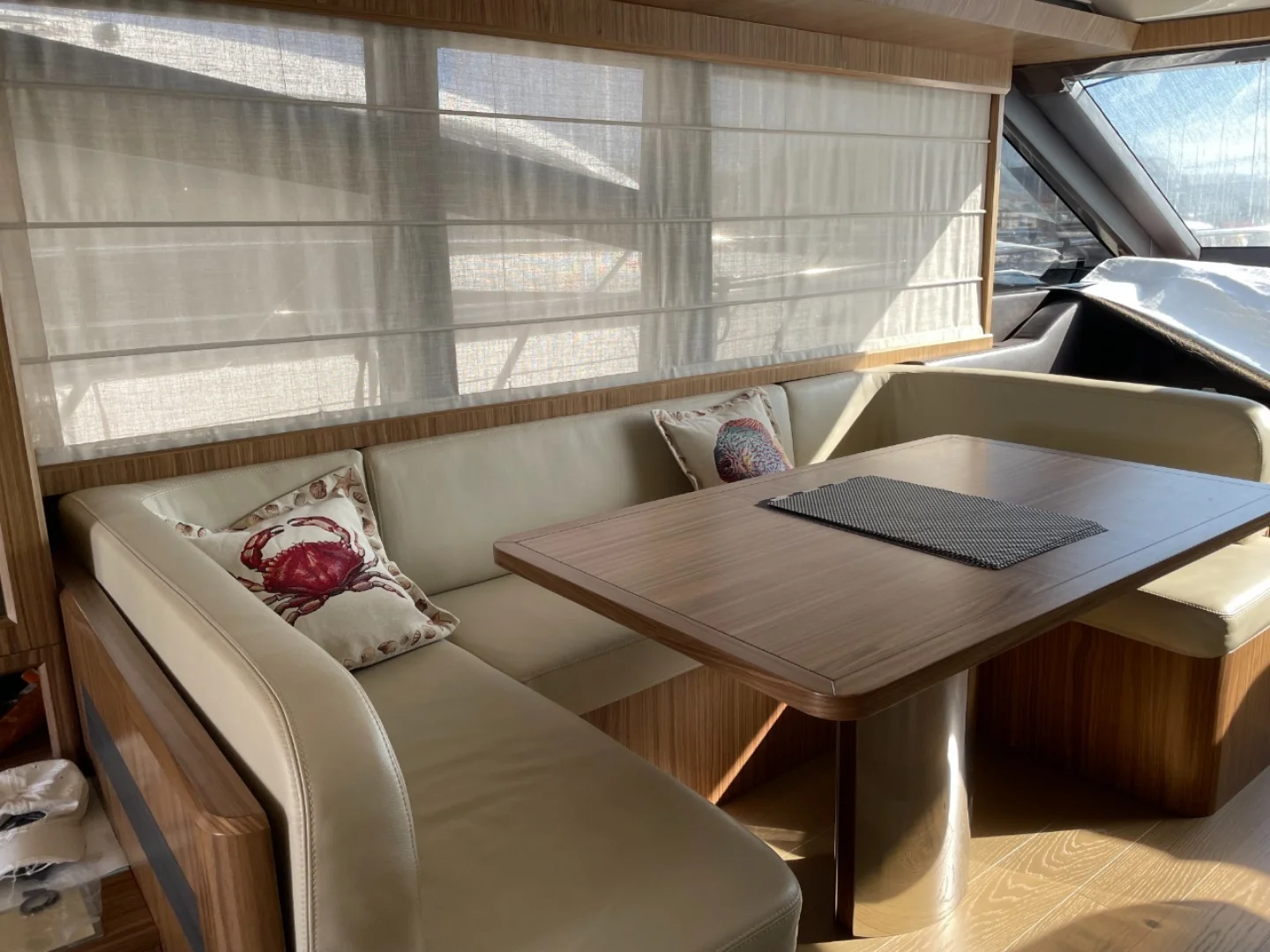 Absolute 60 Fly yacht 2017 for sale  - Photo 30