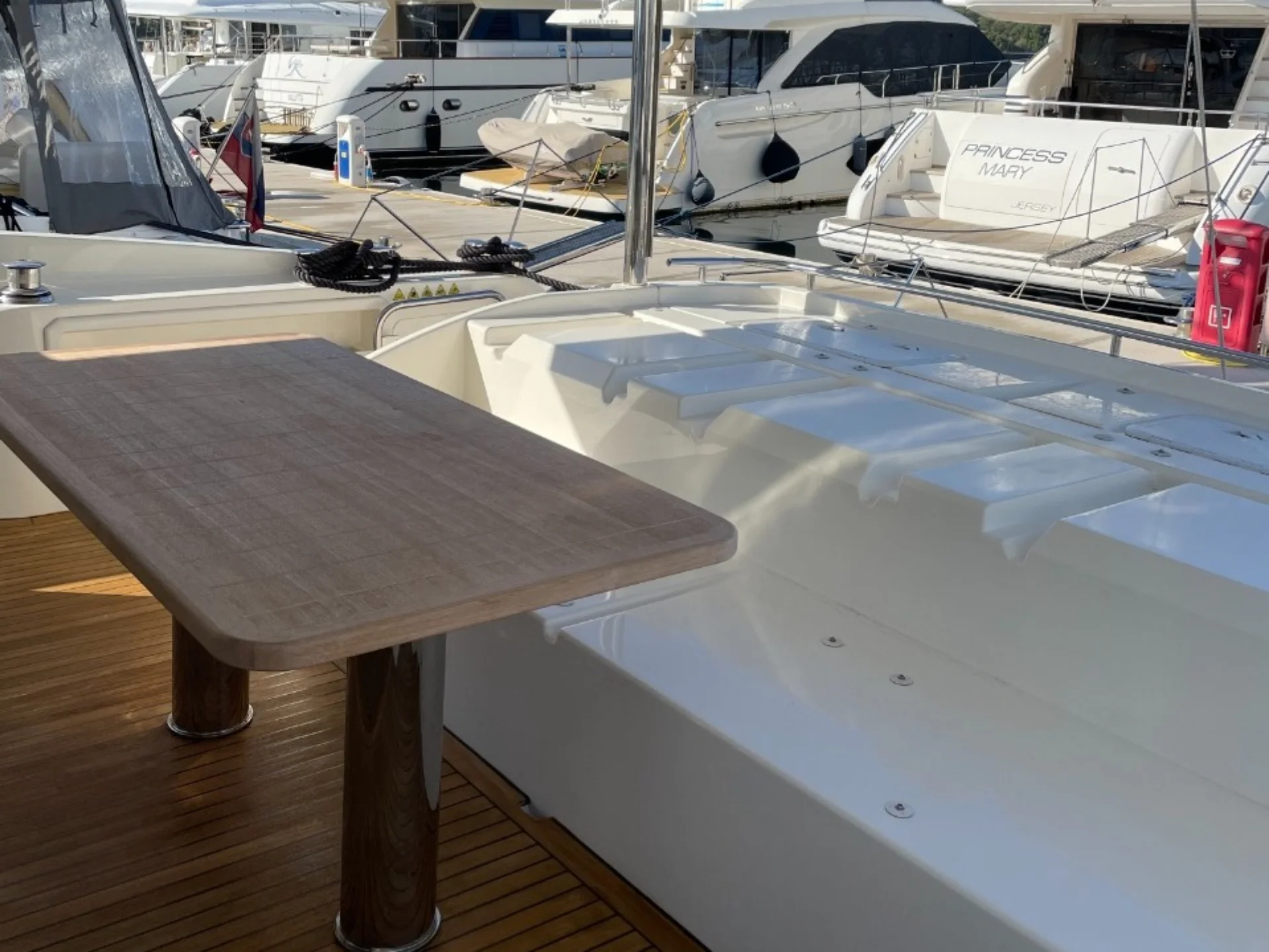 Absolute 60 Fly yacht 2017 for sale  - Photo 2