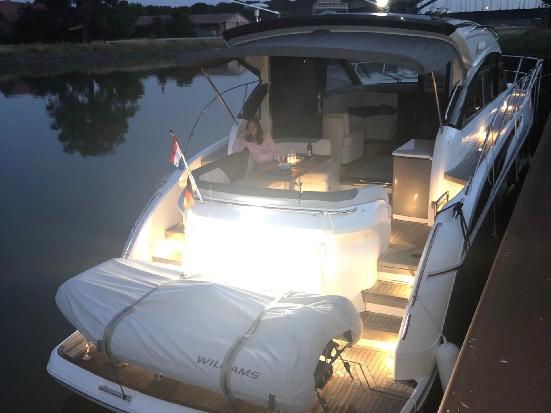 2018 Princess V50 Yacht - Photo 10