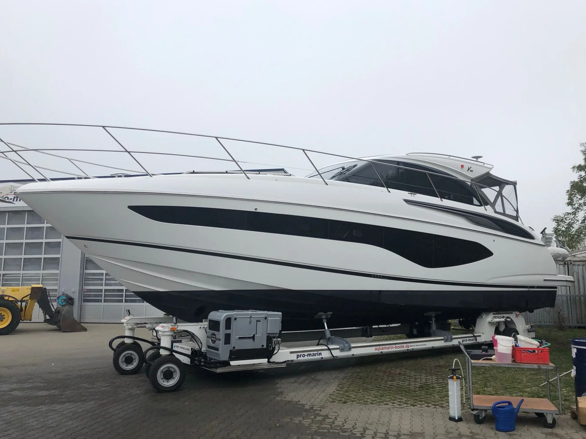 2018 Princess V50 Yacht - Photo 2