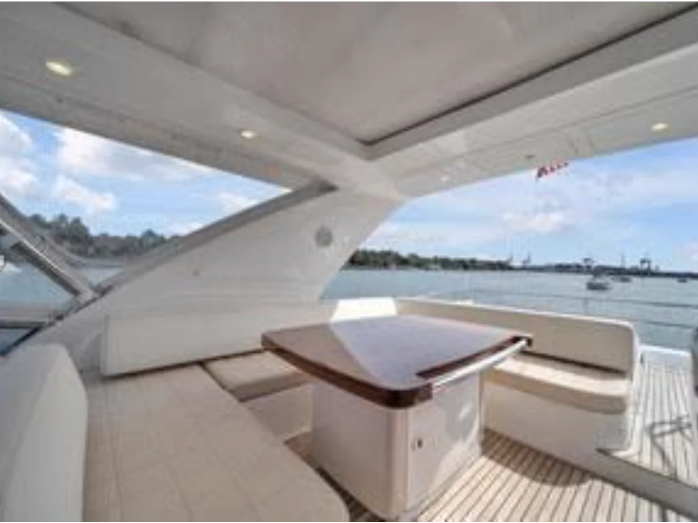 2014 Azimut 64 Flybridge Yacht - Photo 25