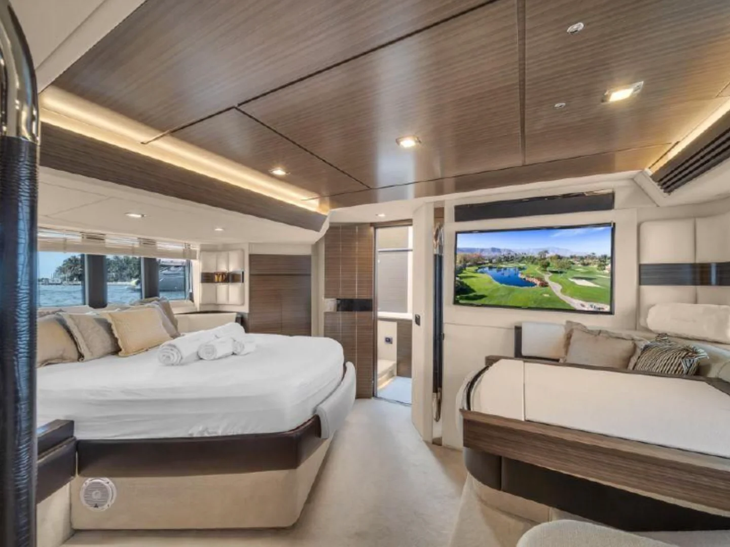 2014 Azimut 64 Flybridge Yacht - Photo 22