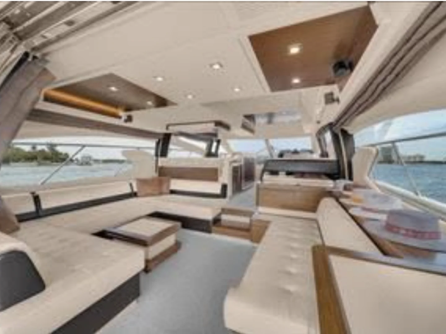 2014 Azimut 64 Flybridge Yacht - Photo 10