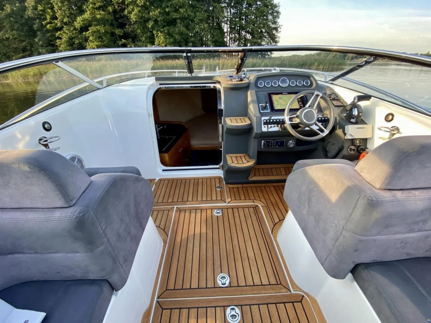 2016 Windy Coho 29 Yacht - Photo 12