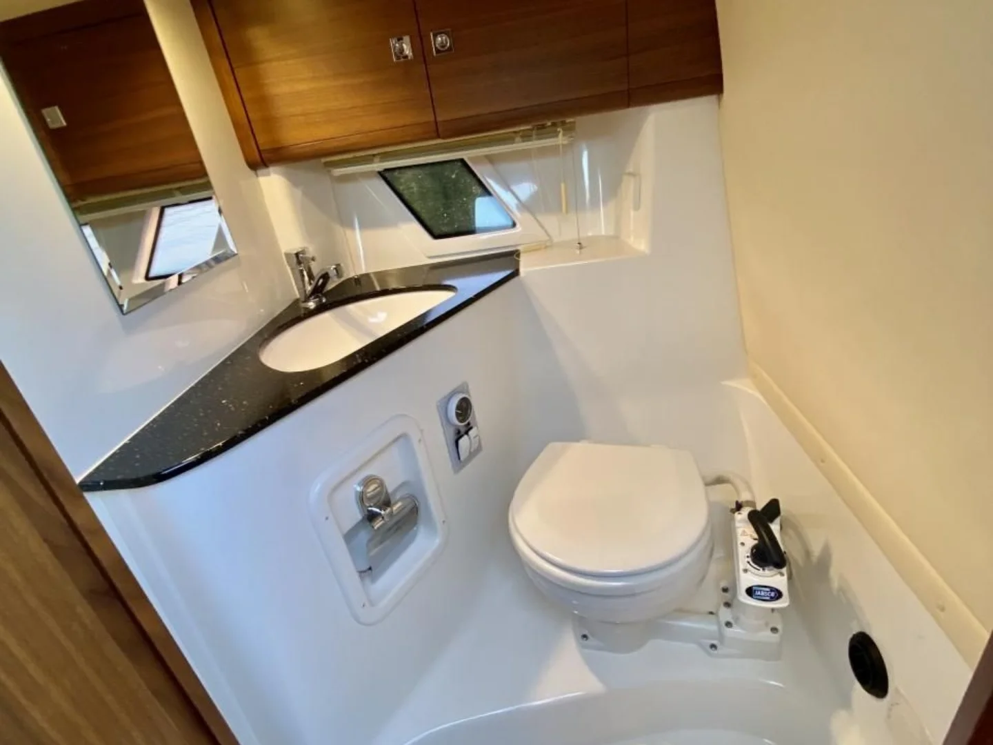 2016 Windy Coho 29 Yacht - Photo 7