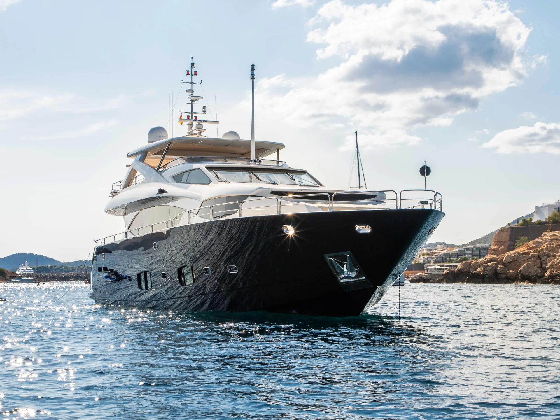 Sunseeker 30 Meter Yacht 2011 for Sale - Photo 4