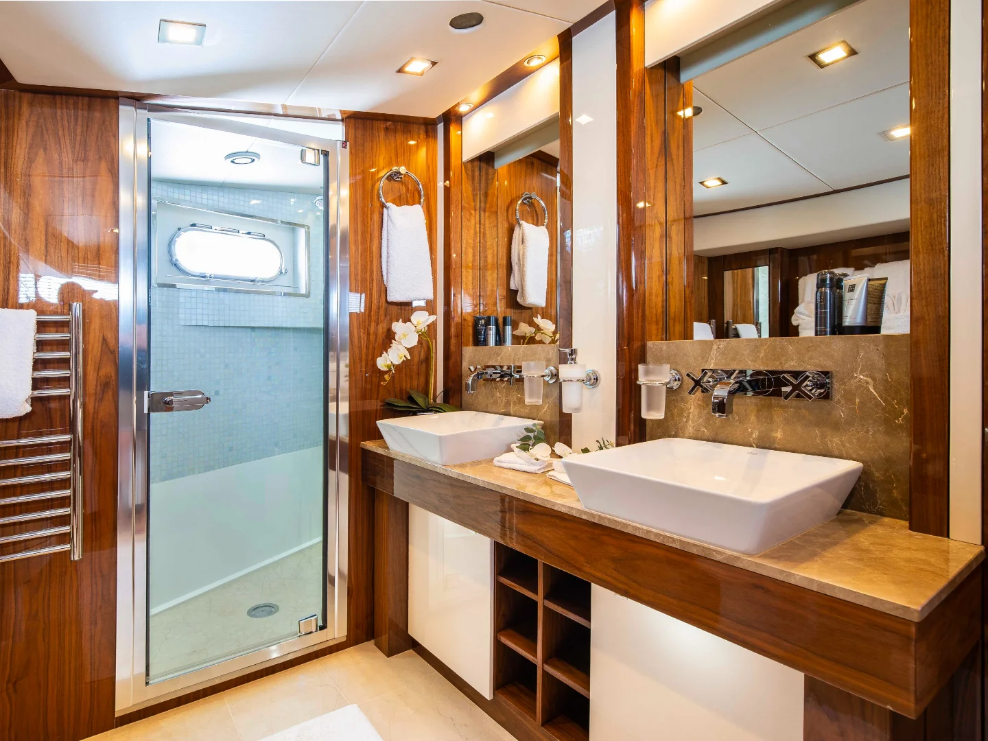 Sunseeker 30 Meter Yacht 2011 for Sale - Photo 18