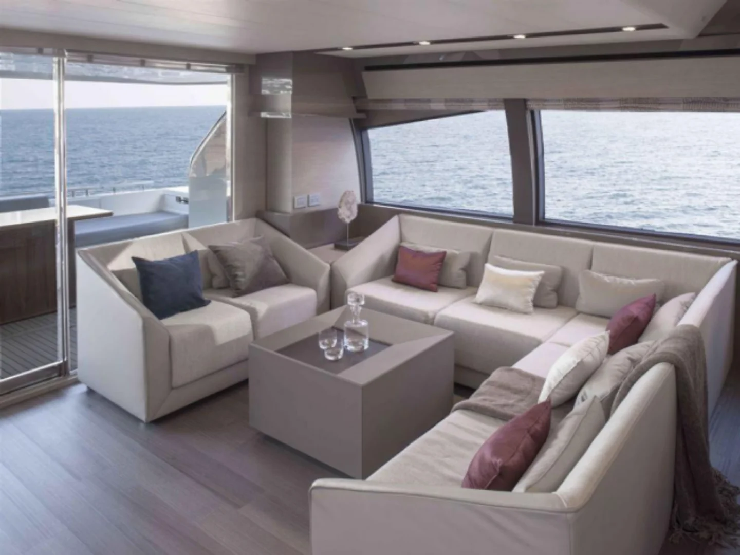 2015 Ferretti 750 Yacht For Sale - Photo 6