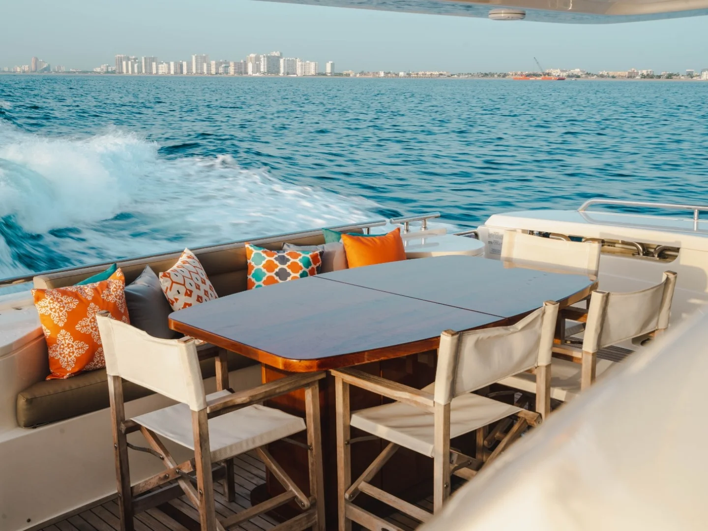 TOP SHELF | Ferretti 87 - Photo 17
