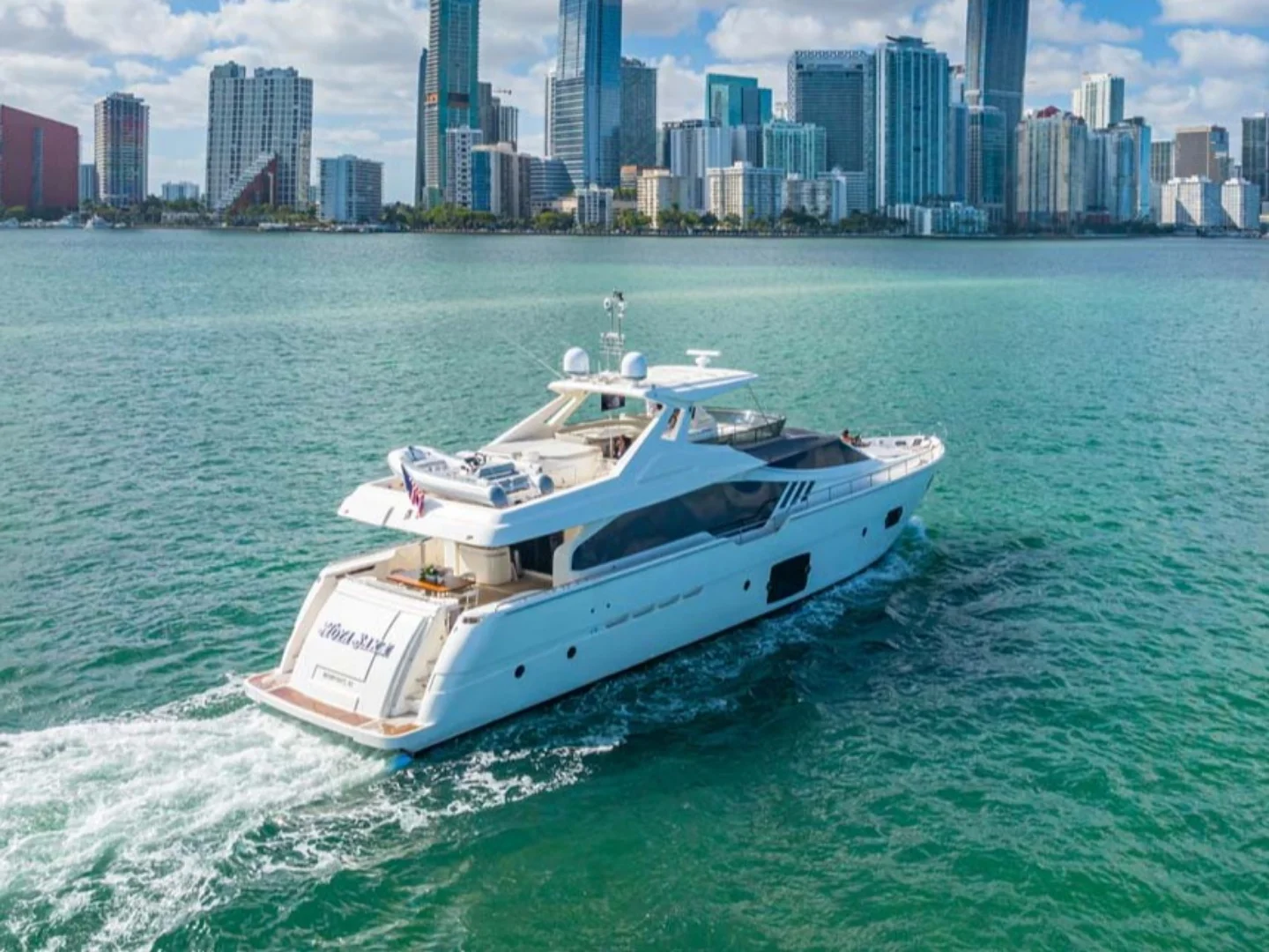 TOP SHELF | Ferretti 87 - Photo 2