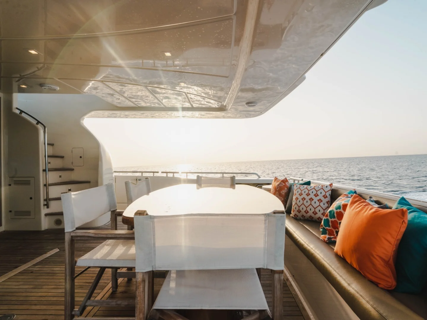 TOP SHELF | Ferretti 87 - Photo 16
