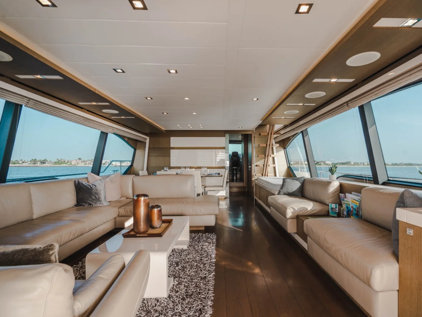 TOP SHELF | Ferretti 87 - Photo 25