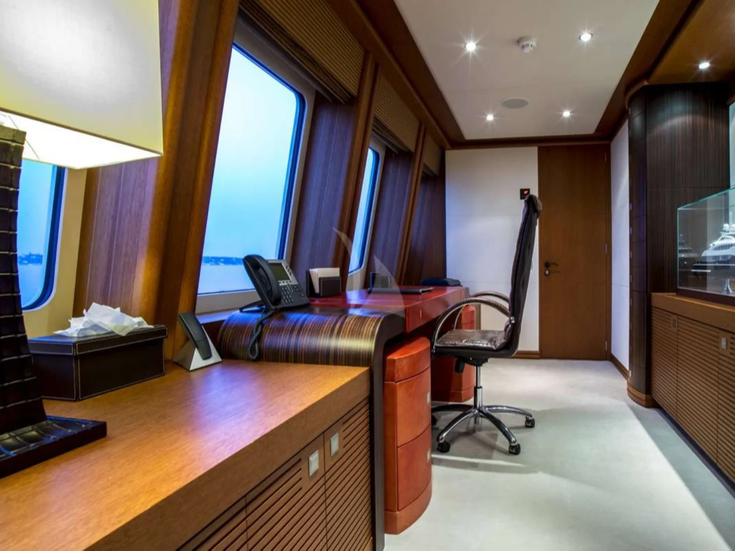SIROCCO | Heesen 47M - Photo 24