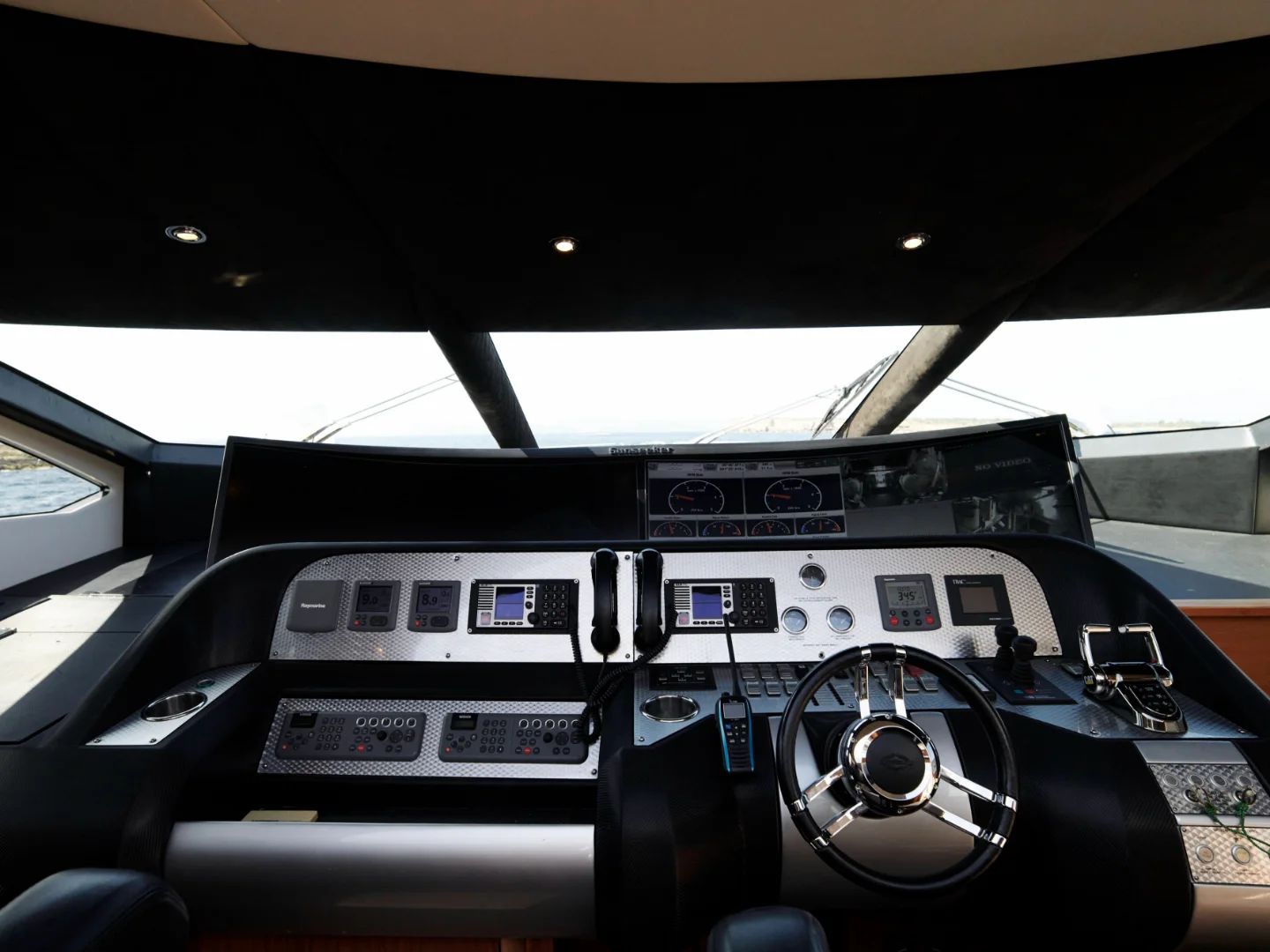 NOVA 92 | Sunseeker Predator 92 - Photo 8
