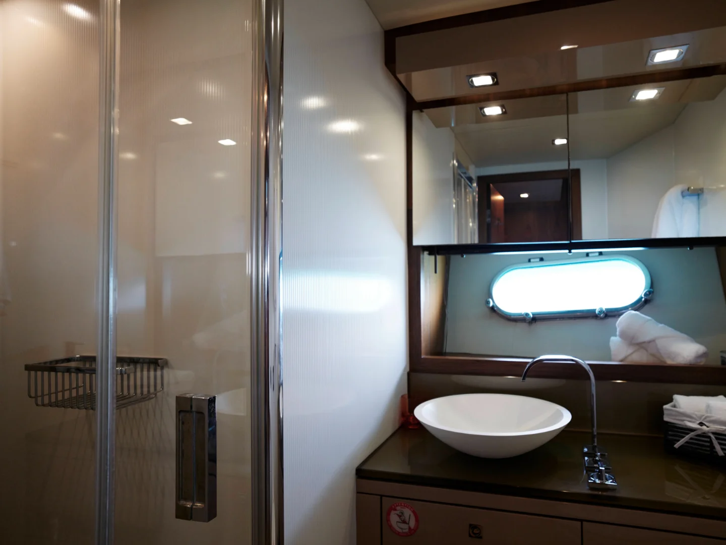 NOVA 92 | Sunseeker Predator 92 - Photo 16