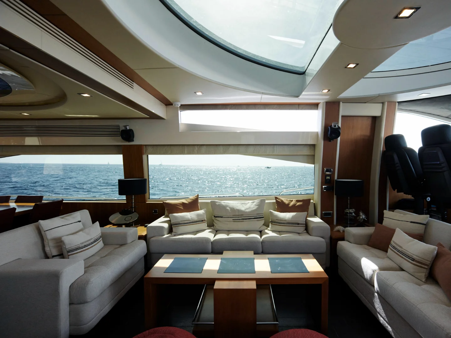 NOVA 92 | Sunseeker Predator 92 - Photo 11