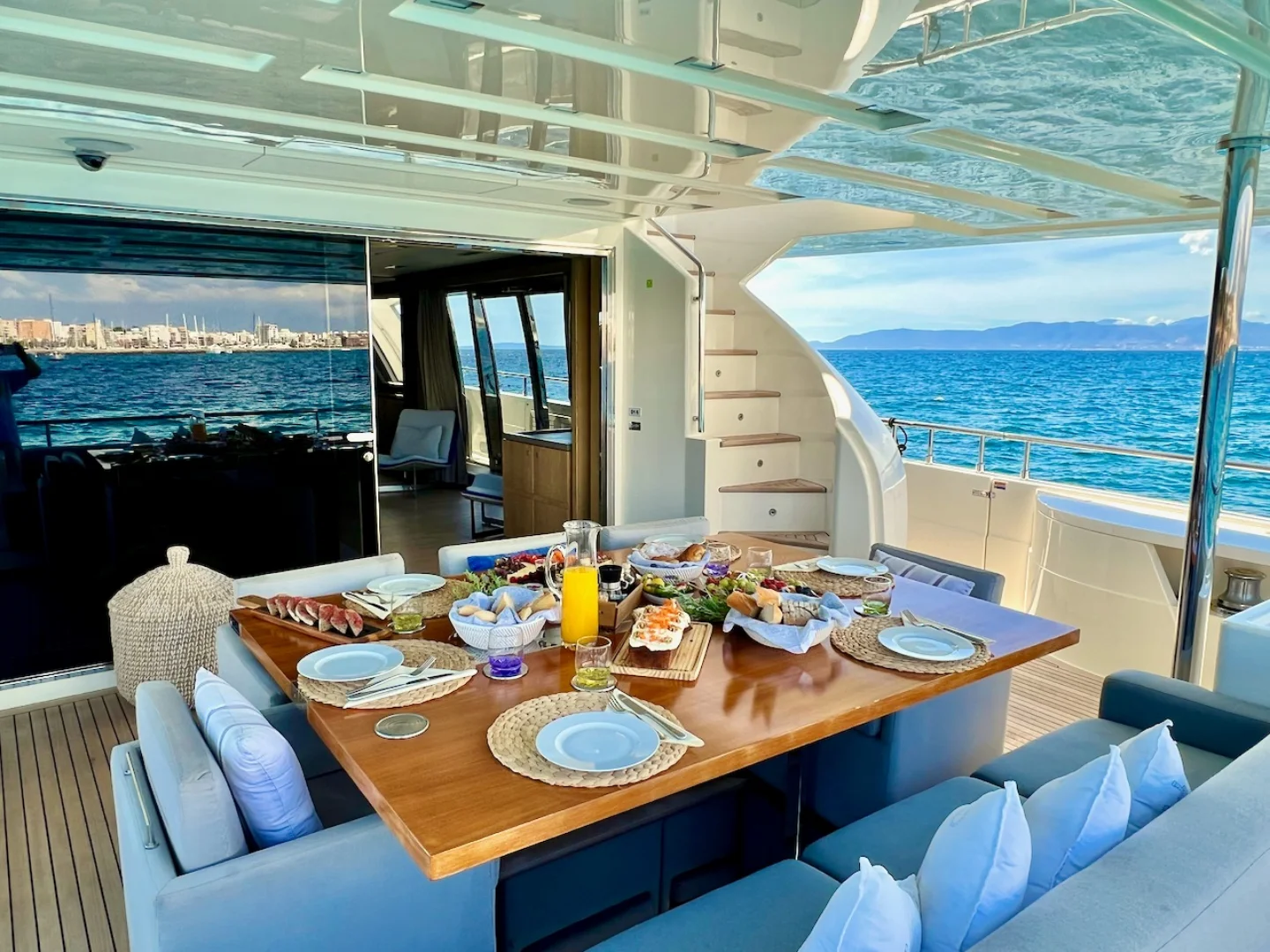 NIKO III | Ferretti Custom Line 100 - Photo 40