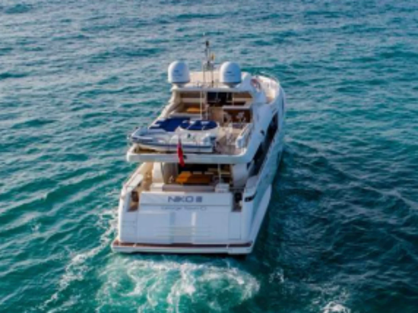 NIKO III | Ferretti Custom Line 100 - Photo 7