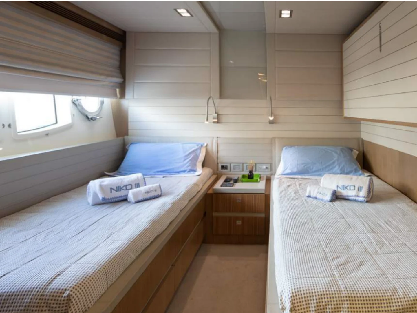 NIKO III | Ferretti Custom Line 100 - Photo 32